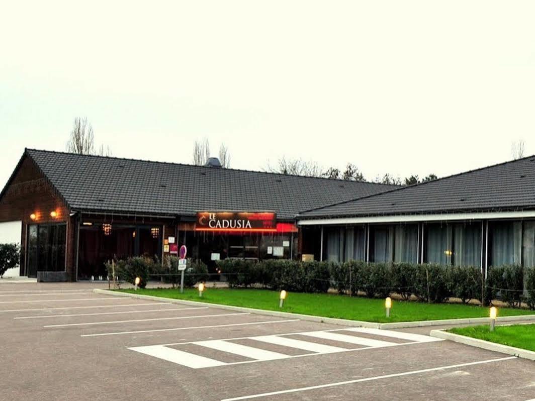Hotel Logis Le Cadusia Chaource Exterior foto